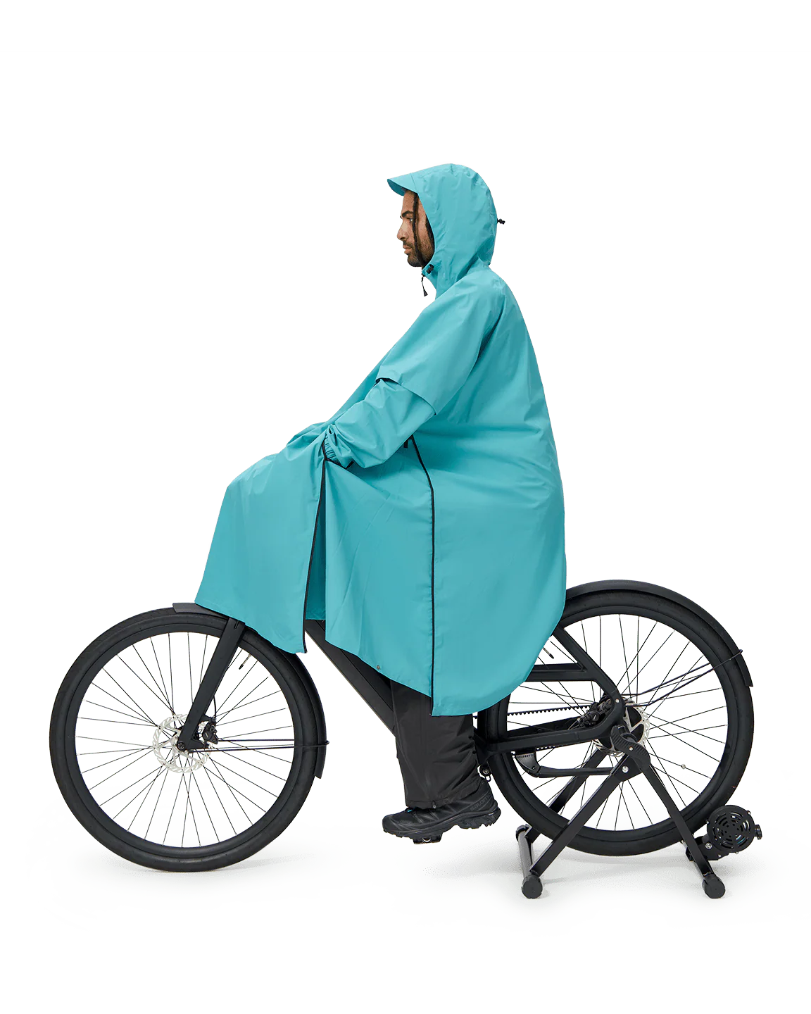 (08) MAIUM x Van Gogh Museum poncho - Image 3